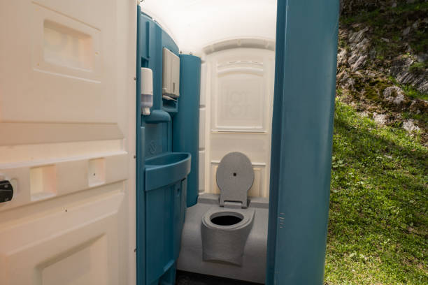 Portable Toilet Options We Offer in Murrysville, PA